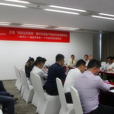 云銷售領未來 惠州'經紀云共同體'行業(yè)峰會隆重舉行，共探房地產經紀服務新篇章